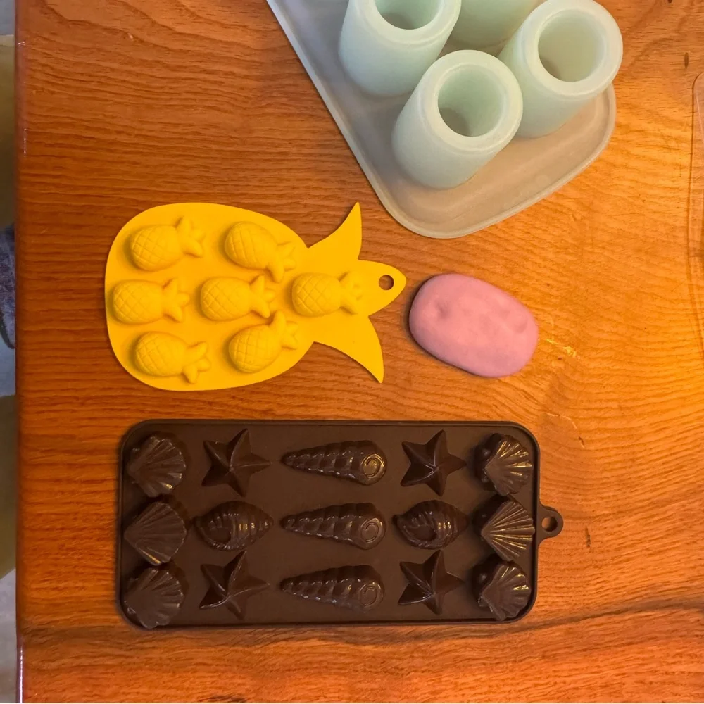 Lot of candy/baking molds - Silicone Baking Dome Molds - for Candy/chocolate